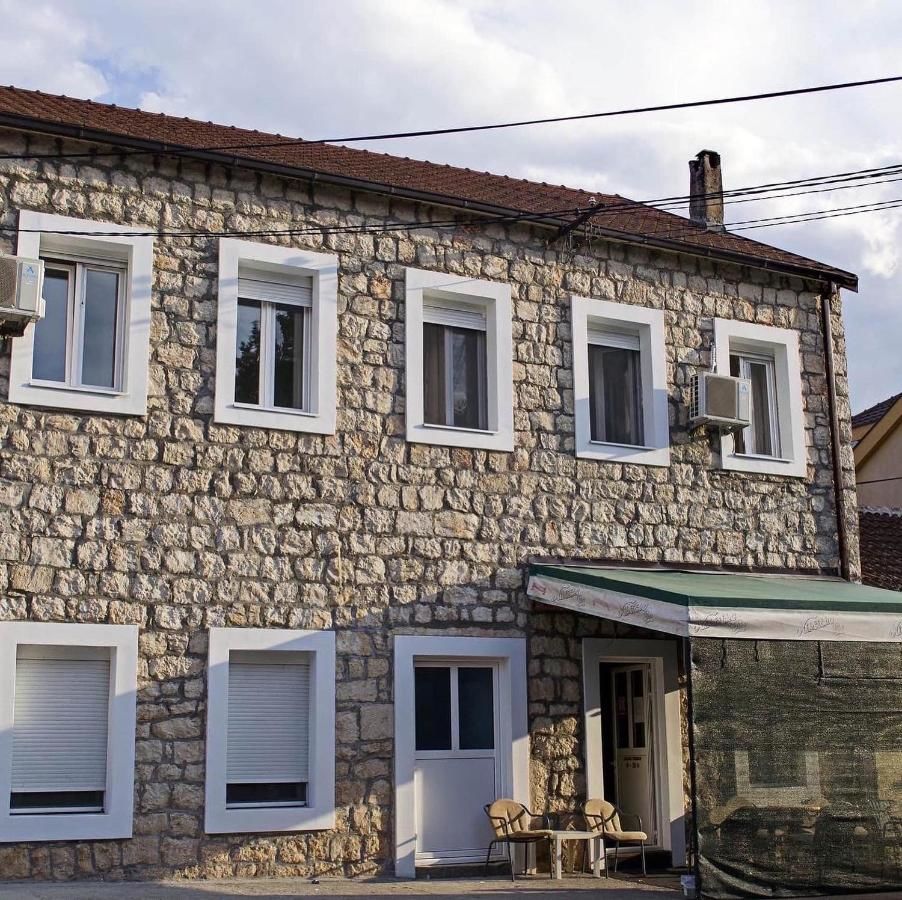 Отели типа «постель и завтрак» Vila Razic Даниловград-14